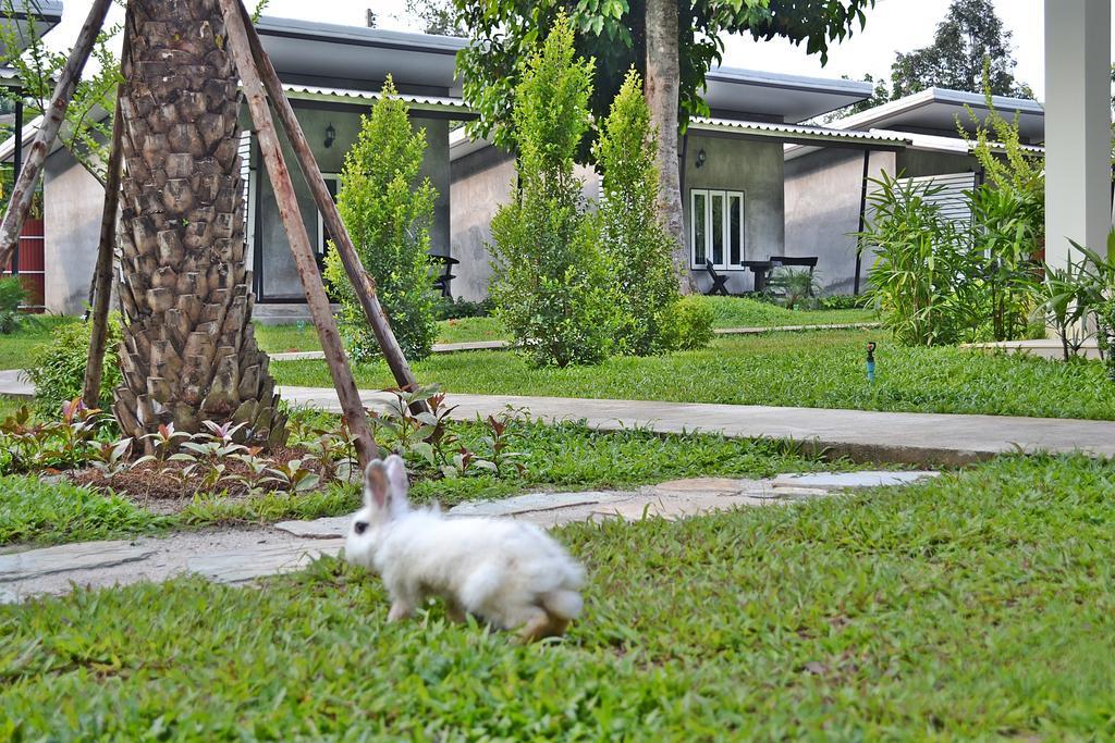 V Valley Resort Satun Exterior photo