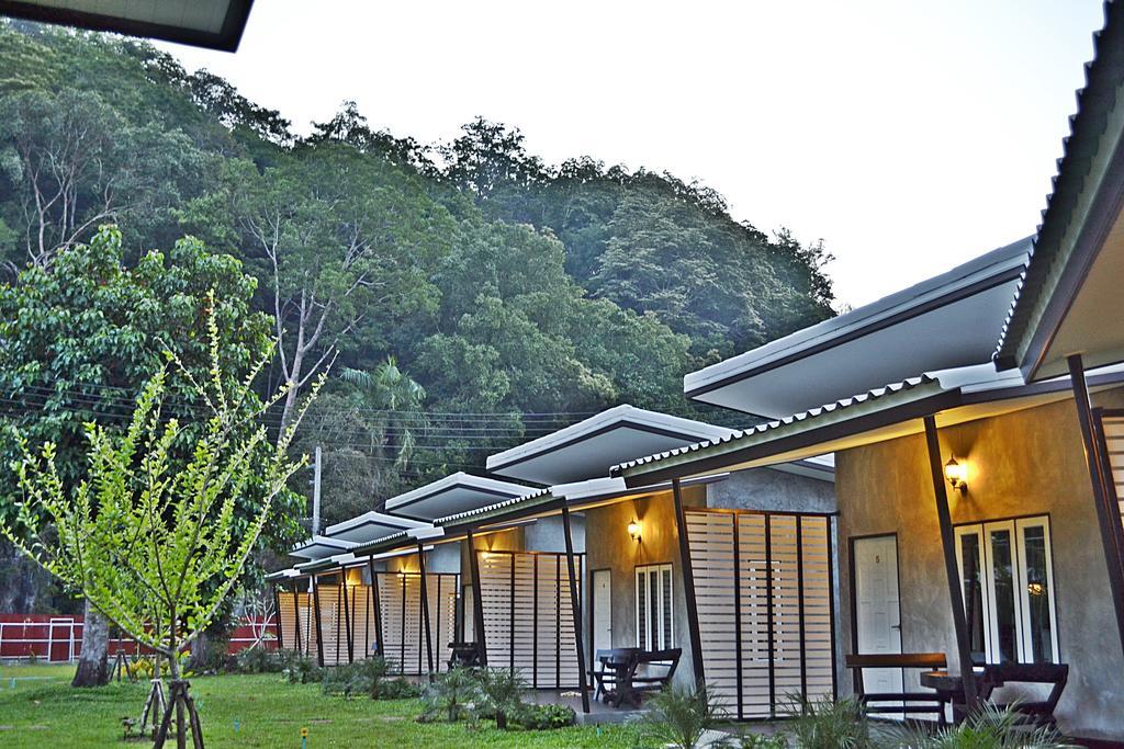 V Valley Resort Satun Exterior photo